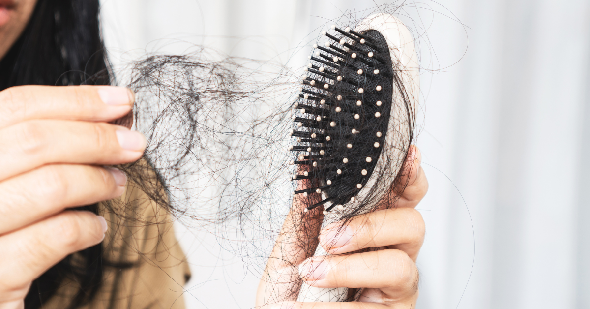 أسباب تساقط الشعر